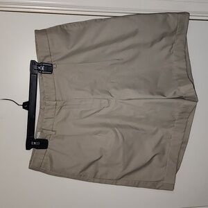 "346 BROOKS BROTHERS" KHAKI FRONT PLEAT SHORTS SZ.10